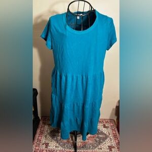 size medium womens casual dress party green tee t shirt pockets